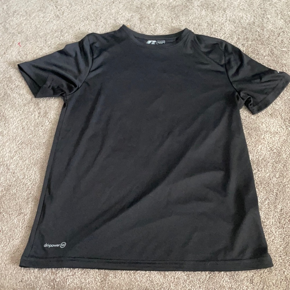 Athletic shirt